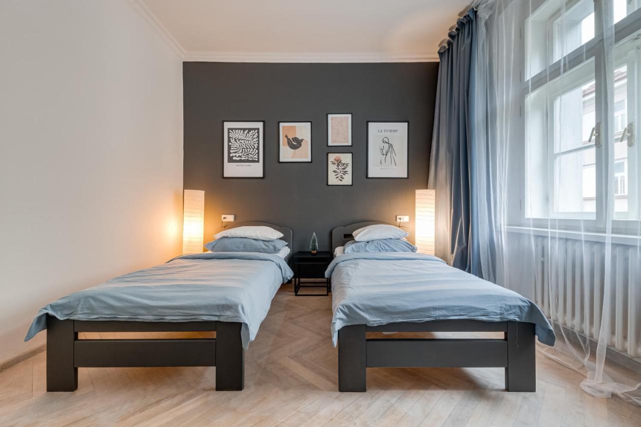 Vita Nejedleho Apartments Prague Exterior photo
